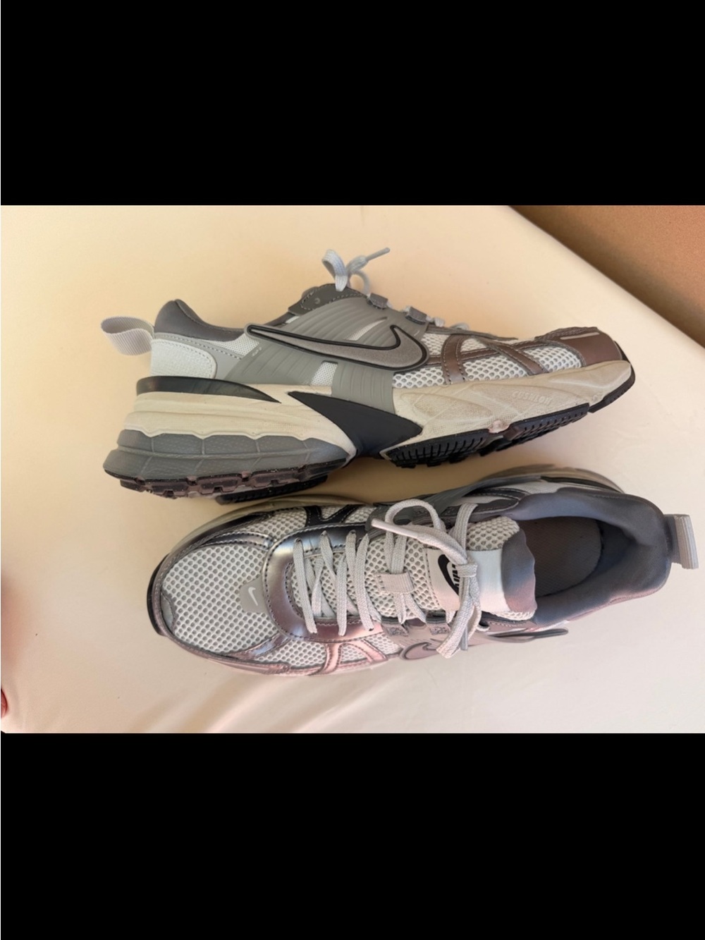 Nike V2K Run - Picture 3 of 5
